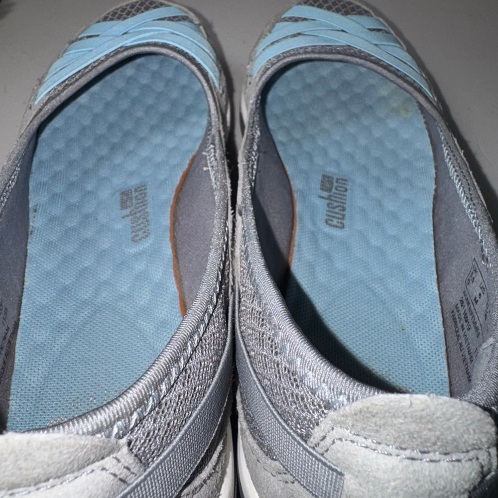Women's Clarks Aria Pump Outdoor SlipOn Flat Shoes Size 8 Medium Blue Gray - Picture 9 of 9